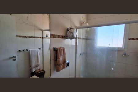 Casa à venda com 400m², 3 quartos e 4 vagasBanheiro Suíte 3