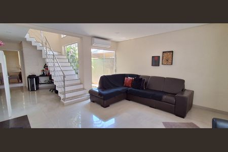 Casa à venda com 400m², 3 quartos e 4 vagasSala