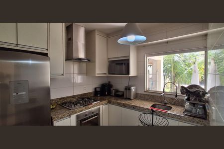 Casa à venda com 400m², 3 quartos e 4 vagasCozinha 