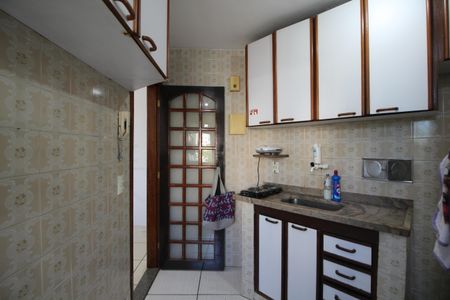 Apartamento à venda com 48m², 2 quartos e 1 vagaCozinha