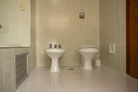 Apartamento para alugar com 159m², 4 quartos e 2 vagasBanheiro da Suíte