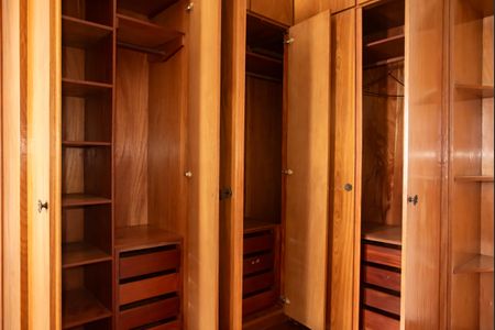 Apartamento para alugar com 159m², 4 quartos e 2 vagasQuarto 3