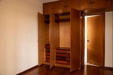 Apartamento para alugar com 159m², 4 quartos e 2 vagasSuíte