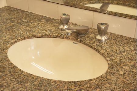 Apartamento para alugar com 159m², 4 quartos e 2 vagasBanheiro 1