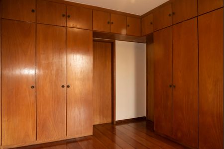 Apartamento para alugar com 159m², 4 quartos e 2 vagasSuíte