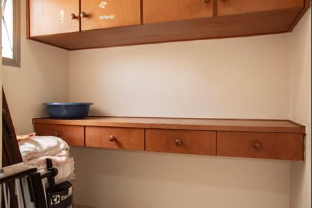 Apartamento para alugar com 159m², 4 quartos e 2 vagasQuarto de Serviço