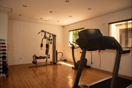 Apartamento para alugar com 159m², 4 quartos e 2 vagasÁrea comum - Academia