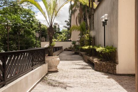 Apartamento para alugar com 159m², 4 quartos e 2 vagasHall de entrada