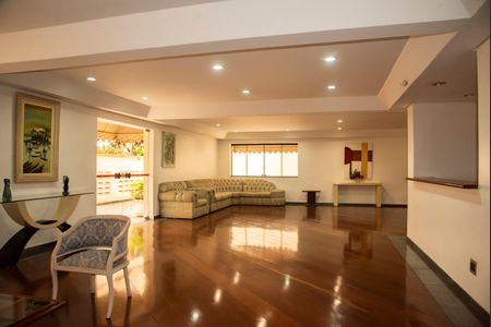 Apartamento para alugar com 159m², 4 quartos e 2 vagasÁrea comum - Salão de festas