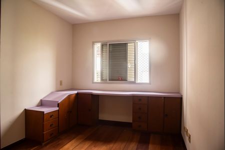 Apartamento para alugar com 159m², 4 quartos e 2 vagasQuarto 2