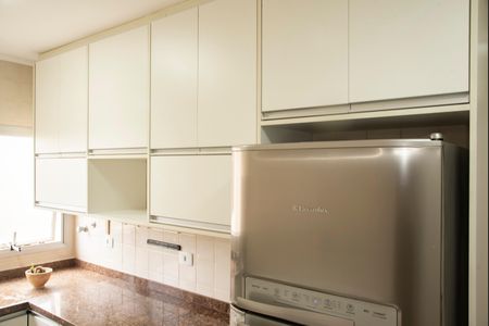 Apartamento para alugar com 159m², 4 quartos e 2 vagasCozinha