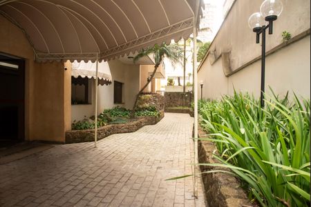 Apartamento para alugar com 159m², 4 quartos e 2 vagasHall de entrada