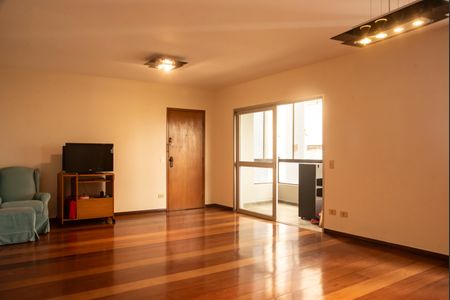 Apartamento para alugar com 159m², 4 quartos e 2 vagasSala