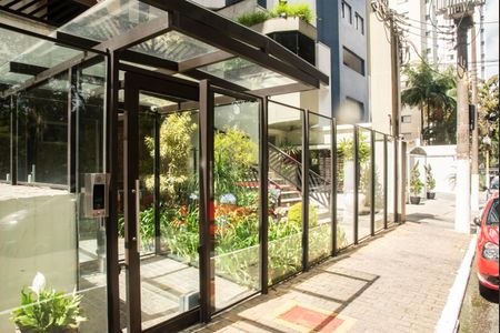 Apartamento para alugar com 159m², 4 quartos e 2 vagasFrente