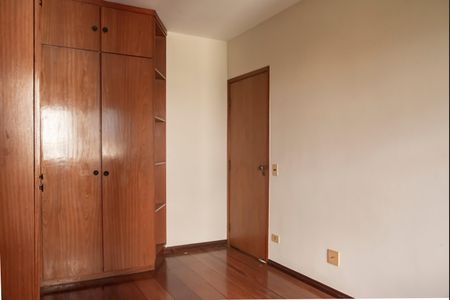 Apartamento para alugar com 159m², 4 quartos e 2 vagasQuarto 3