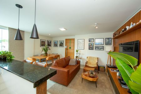 Apartamento à venda com 145m², 2 quartos e 3 vagasSALA