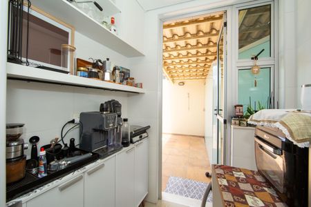 Apartamento à venda com 145m², 2 quartos e 3 vagasAREA DE SERVICO