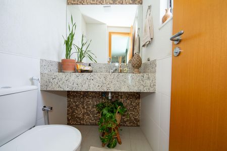 Apartamento à venda com 145m², 2 quartos e 3 vagasBANHEIRO1