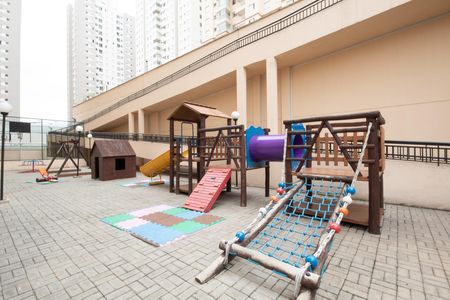 Apartamento para alugar com 57m², 3 quartos e 2 vagasÁrea comum - Playground