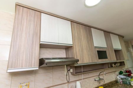 Apartamento à venda com 105m², 3 quartos e 2 vagasCozinha - Armários