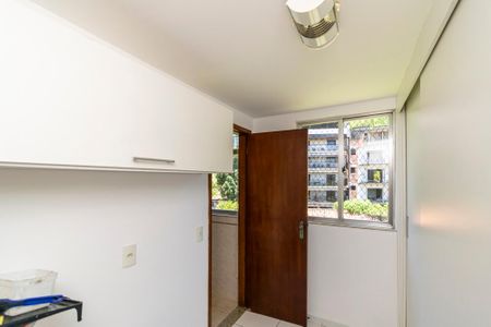Apartamento à venda com 105m², 3 quartos e 2 vagasQuarto de Serviço