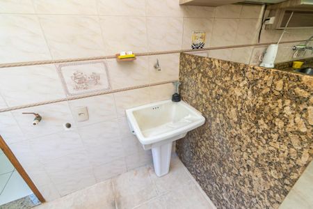 Apartamento à venda com 105m², 3 quartos e 2 vagasÁrea de Serviço