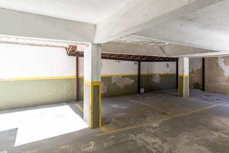 Apartamento à venda com 105m², 3 quartos e 2 vagasÁrea comum - Garagem
