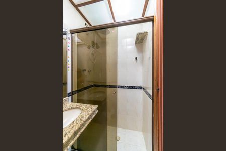 Apartamento à venda com 105m², 3 quartos e 2 vagasBanheiro Social