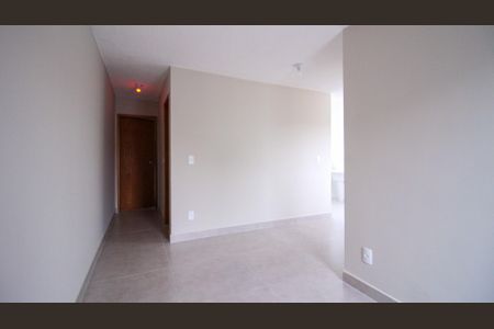 Casa para alugar com 2 quartos, 69m² em Jardim Ana Rosa, São Paulo