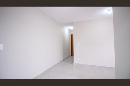 Casa para alugar com 2 quartos, 69m² em Jardim Ana Rosa, São Paulo