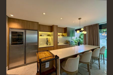 Casa de condomínio à venda com 600m², 3 quartos e 5 vagasÁrea Gourmet 