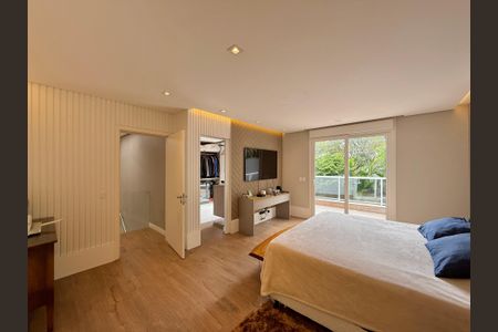 Casa de condomínio à venda com 600m², 3 quartos e 5 vagasSuíte 1