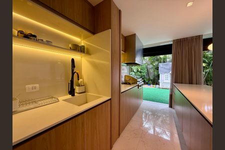 Casa de condomínio à venda com 600m², 3 quartos e 5 vagasÁrea Gourmet 