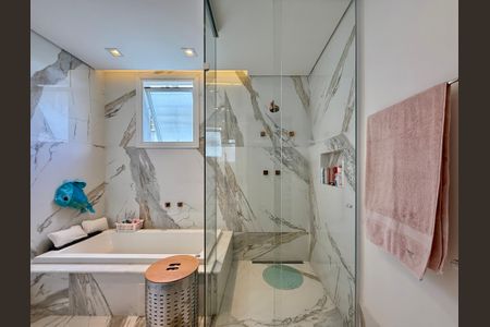 Casa de condomínio à venda com 600m², 3 quartos e 5 vagasBanheiro 2 Suíte 1