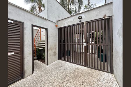 Casa de condomínio à venda com 600m², 3 quartos e 5 vagasEntrada Condomínio 