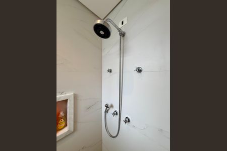 Casa de condomínio à venda com 600m², 3 quartos e 5 vagasBanheiro Suíte 3