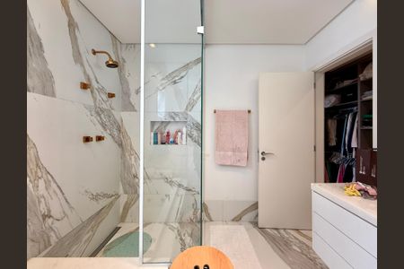 Casa de condomínio à venda com 600m², 3 quartos e 5 vagasBanheiro 2 Suíte 1