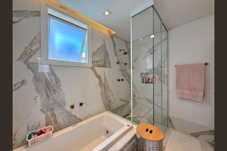 Casa de condomínio à venda com 600m², 3 quartos e 5 vagasBanheiro 2 Suíte 1