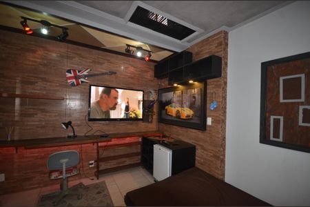 Sala/Quarto de kitnet/studio para alugar com 1 quarto, 12m² em Bento Ribeiro, Rio de Janeiro