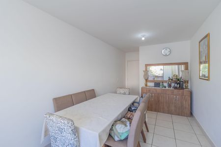 Apartamento à venda com 2 quartos, 70m² em Pompéia, Belo Horizonte