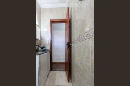 Casa à venda com 114m², 2 quartos e 3 vagasBanheiro Social