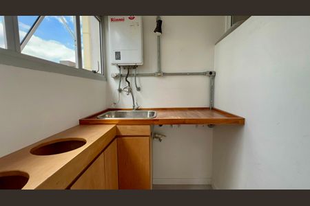 Apartamento à venda com 85m², 2 quartos e 1 vaga Apartamento à venda com 85m², 2 quartos e 1 vagaÁrea de Serviço