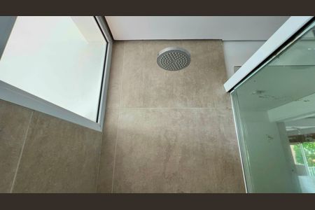 Apartamento à venda com 85m², 2 quartos e 1 vaga Apartamento à venda com 85m², 2 quartos e 1 vagaBanheiro