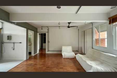 Apartamento à venda com 85m², 2 quartos e 1 vaga Apartamento à venda com 85m², 2 quartos e 1 vagaSala