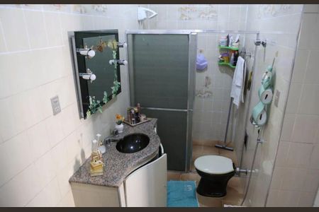 Casa para alugar com 331m², 4 quartos e 2 vagasBanheiro