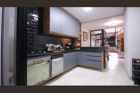 Casa à venda com 125m², 3 quartos e 2 vagas