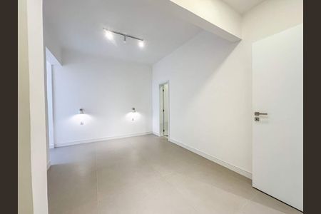 Apartamento à venda com 129m², 3 quartos e 1 vaga