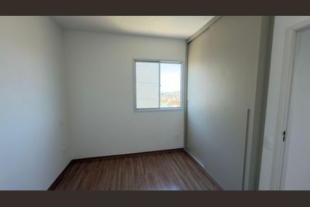 Apartamento para alugar com 68m², 3 quartos e 2 vagas Apartamento para alugar com 68m², 3 quartos e 2 vagasQuarto