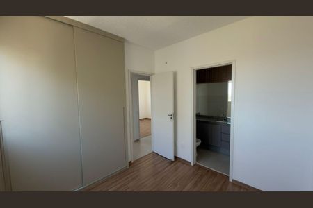 Apartamento para alugar com 68m², 3 quartos e 2 vagas Apartamento para alugar com 68m², 3 quartos e 2 vagasQuarto
