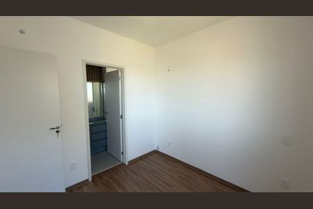 Apartamento para alugar com 68m², 3 quartos e 2 vagas Apartamento para alugar com 68m², 3 quartos e 2 vagasQuarto